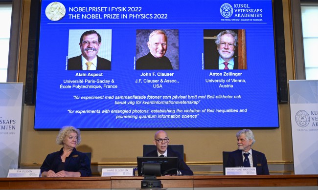 Обявиха победителите за Нобеловата награда за физика