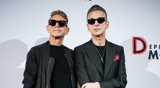 Depeche Mode подготвят световно турне Новината съобщиха лично Dave Gahan