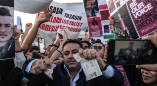 Журналистически групи се обявиха срещу нов медиен закон в Турция
