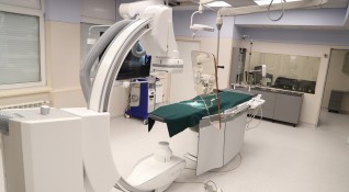 Мултидисциплинарен екип на Националната кардиологична болница НКБ  постави стент в аортата на