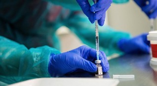 От днес в Кипър започва поставянето на петата доза ваксина