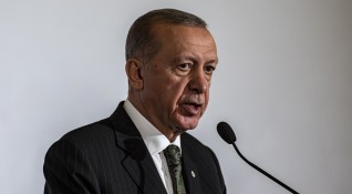 Държавният глава на Турция обеща че докато е на поста