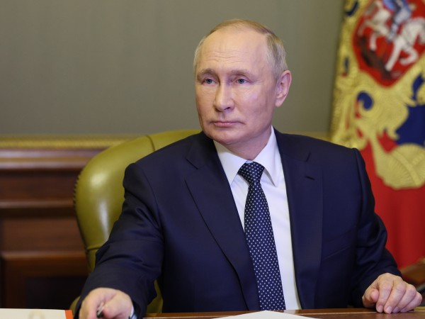 Президентът Владимир Путин заплаши със суров отговор, ако атаките срещу