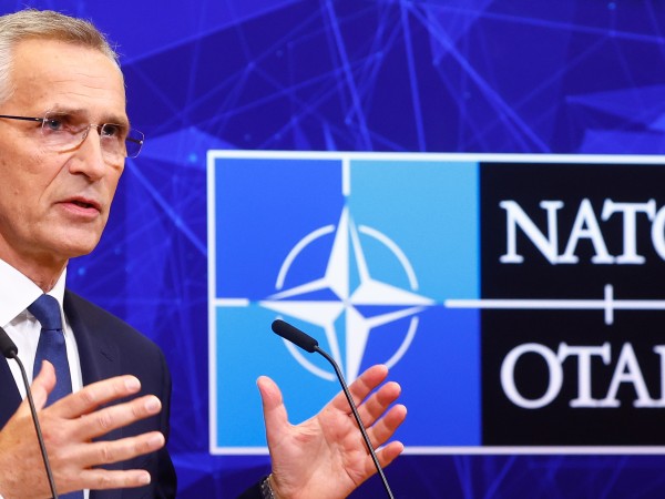 Генералният секретар на НАТО Йенс Столтенберг заяви, че руският президент