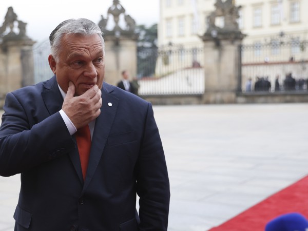 Централната банка на Унгария повиши лихвени проценти в петък, съобщи