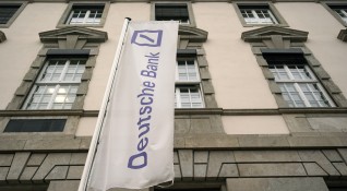 Прокуратурата в Кьолн  извърши обиски в централата на Дойче Банк