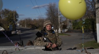 Руските сили в окупираната украинска област Херсон извършват масови кражби