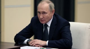 В продължение на 20 години руските служби помогнаха на Путин