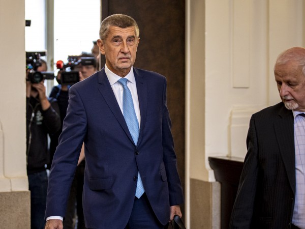 Предходният премиер на Чехия Андрей Бабиш обяви, че ще се