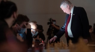 Бившият световен шампион по шахмат Анатолий Карпов който е смятан