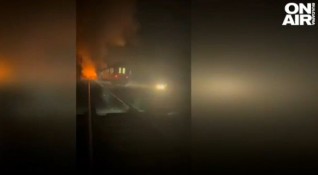 Изгасен е пожарът в бързия влак София Варна няма пострадали