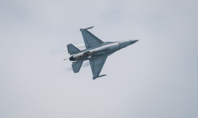 Ескадрилата F-16 няма да има пълни бойни способности преди 2029 г.