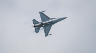 Ескадрилата F 16 няма да придобие пълни бойни способности до 2029