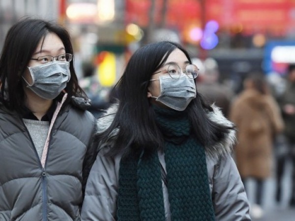 Китай вчера съобщи за най-високия брой заразени с коронавирус за