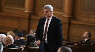 Лидерът на партия Български възход Стефан Янев се оплака във
