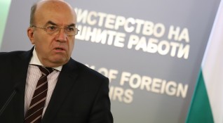 Заместник министърът на външните работи Константин Коджабашев е поканил за среща