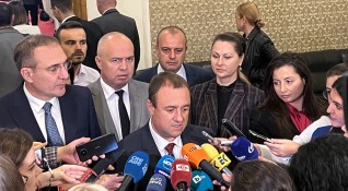 БСП поиска оставката на вътрешния министър Иван Демерджиев и призова
