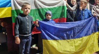 Десетки украински бежанци настанени в хотели на територията на община