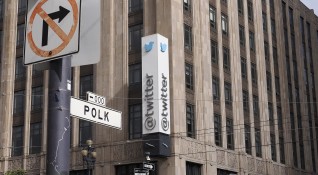 Новият собственик на Туитър Илон Мъск коментира вероятността за фалит