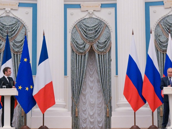 Държавният глава на Франция Еманюел Макрон ще проведе разговор с