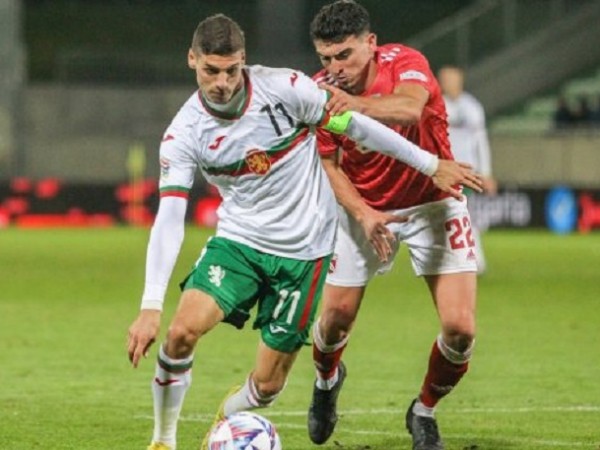 България тресна с 2:0 Кипър в контрола играна в Ларнака.