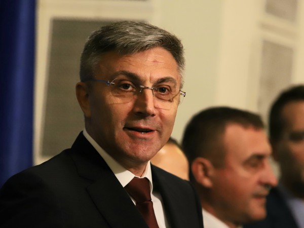 Лидерът на ДПС Мустафа Карадайъ определи депутатите от ПП и