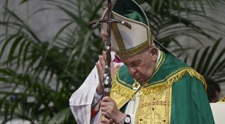Папа Фрациск заяви че Ватиканът е готов да направи всичко
