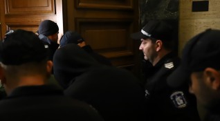 Софийският градски съд СГС остави в ареста четиримата задържани у