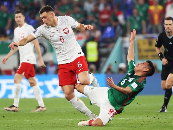 Мексико и Полша завършиха 0:0 в мач от Група C