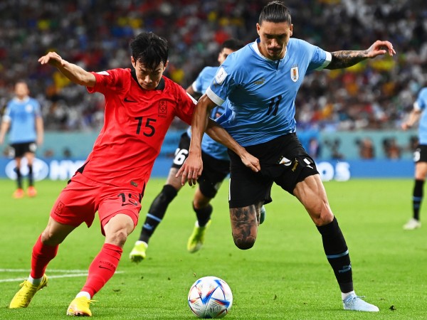 Уругвай и Южна Корея си спретнаха скучновато 0:0 в първия
