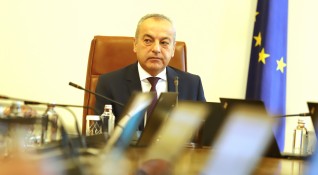 Служебният премиер Гълъб Донев и още 10 министри ще отговарят