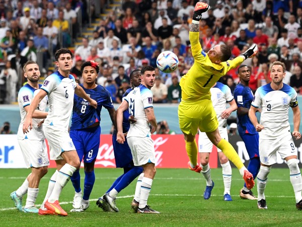 Англия и САЩ завършиха 0:0 в мач от група B