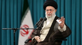 Върховният лидер на Иран аятолах Али Хаменей похвали в телевизионно