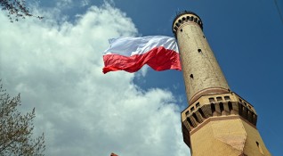 Полша не вижда признаци че Русия подготвя нападение срещу нея