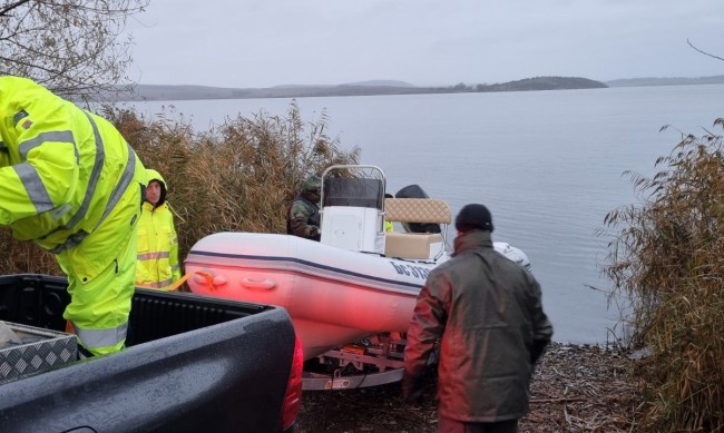 Откриха лодката на двамата изчезнали рибари