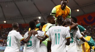 Нидерландия и Сенегал се класираха за 1 8 финалите на Мондиал