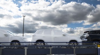 Времето за доставка на нови автомобили до клиентите в Европа