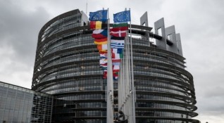 Европейската комисия препоръча днес да бъдат замразени 13 млрд евро