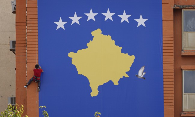 Европа вдига визите за Косово?