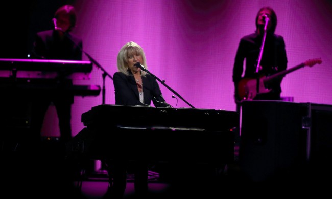 Почина Кристин Макви - вокалист на легендарните Fleetwood Mac
