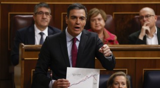 Испанският министър председател Педро Санчес също е получил пратка със заложена
