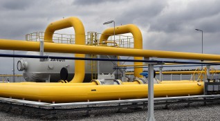 Руските власти вдигнаха държавно регулираните цени на газ ток и