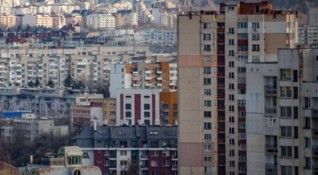 Строителен предприемач е измамил 25 семейства от Пловдив твърдят пред