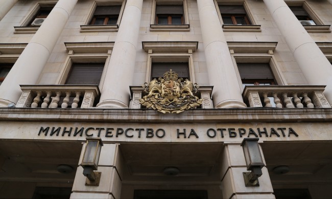 Министерството на отбраната е готово със списъка на въоръжение за Украйна