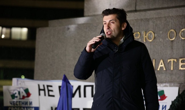 Кирил Петков: Не влизаме в Шенген заради Росенец и Андреево