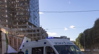 Петима обитатели загинаха при срутването на част от 5 етажна жилищна