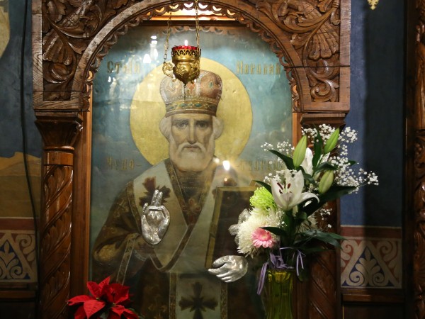 Православната църква почита днес паметта на Свети Николай Мирликийски Чудотворец.