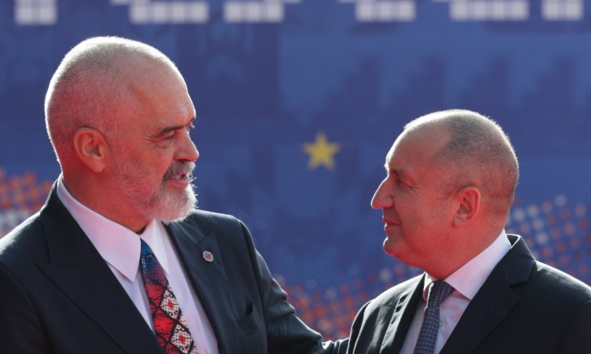 Радев: От интеграцията на Западните Балкани зависи сигурността на Европа