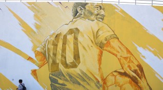 Здравословното състояние на бразилската футболна легенда Пеле се „подобрява прогресивно“,
