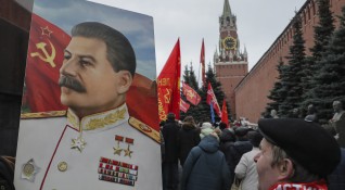 Паметник на бившия съветски лидер Йосиф Сталин е поставен на
